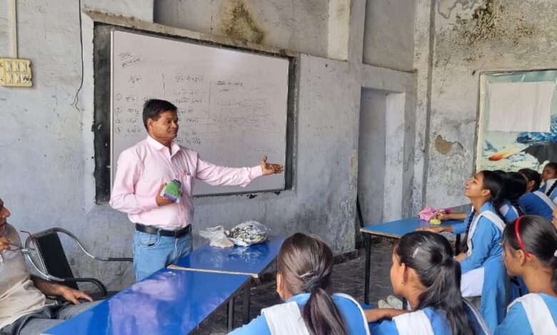 पब्लिक इंटर कॉलेज में बस्ता रहित दिवस पब्लिक इंटर कॉलेज में बस्ता रहित दिवस