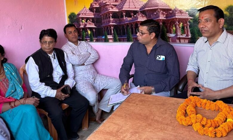 स्मार्ट सिटी के नाम पर भाजपा ने की देहरादून की दुर्दशा : नवीन जोशी स्मार्ट सिटी के नाम पर भाजपा ने की देहरादून की दुर्दशा : नवीन जोशी