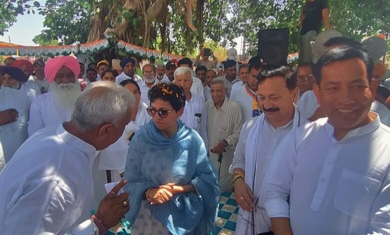 धर्म के नाम पर चुनाव लड रही भाजपा: करन माहरा धर्म के नाम पर चुनाव लड रही भाजपा: करन माहरा