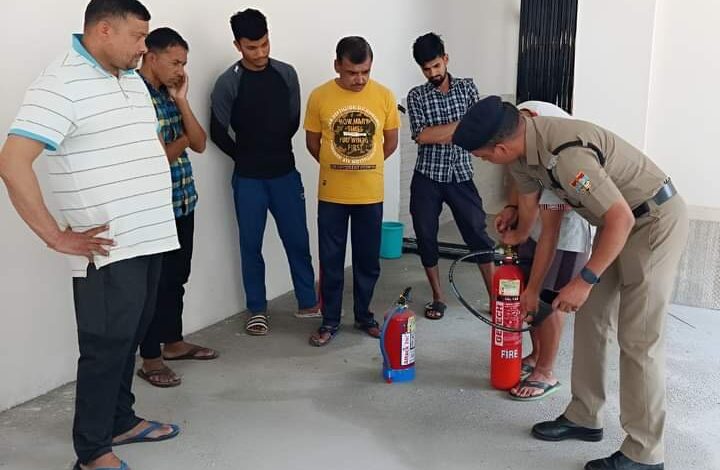 फायर सर्विस ने किया फायर रिस्क निरीक्षण फायर सर्विस ने किया फायर रिस्क निरीक्षण