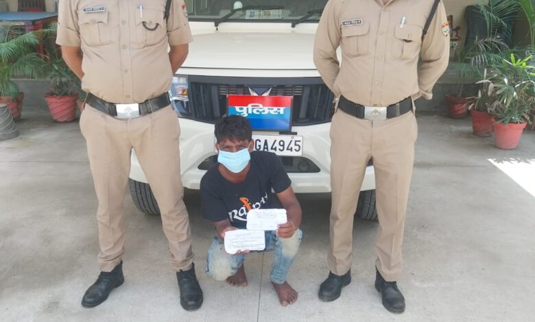 मोबाइल चोरी की घटनाओं का दून पुलिस ने किया खुलासा मोबाइल चोरी की घटनाओं का दून पुलिस ने किया खुलासा