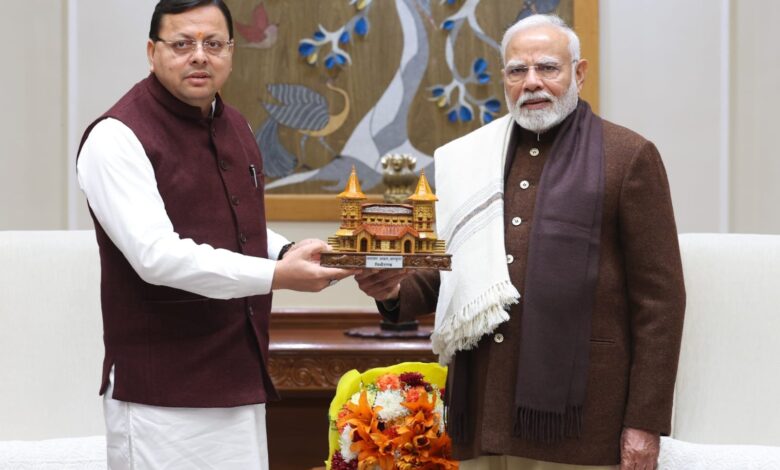 मुख्यमंत्री ने की प्रधानमंत्री से मुलाकात, राष्ट्रीय खेलों के लिए किया आमंत्रित मुख्यमंत्री ने की प्रधानमंत्री से मुलाकात, राष्ट्रीय खेलों के लिए किया आमंत्रित