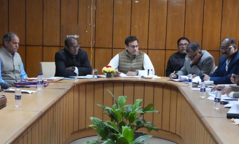 आंचल दुग्ध एवं दुग्ध उत्पादों के कम विक्रय पर असन्तोष व्यक्त आंचल दुग्ध एवं दुग्ध उत्पादों के कम विक्रय पर असन्तोष व्यक्त