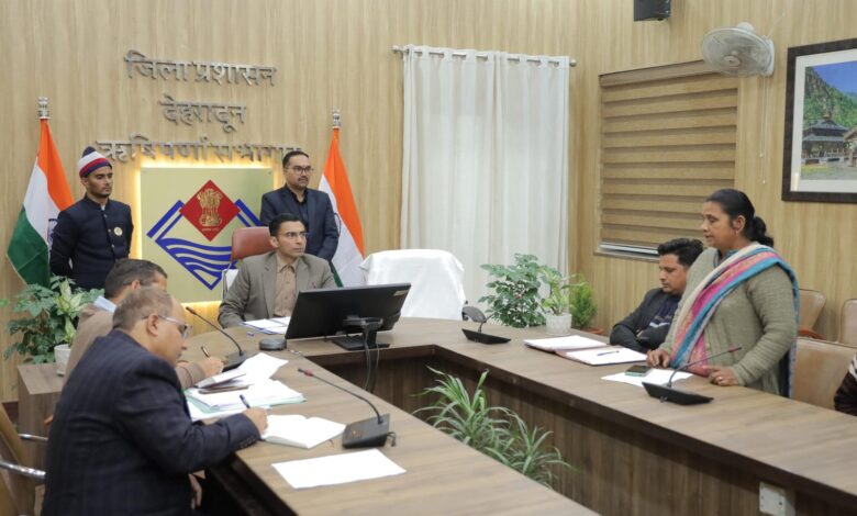 आखिर डीएम ने फिर लिया जनभावना के पक्ष में सख्त डिसिजन, आखिर डीएम ने फिर लिया जनभावना के पक्ष में सख्त डिसिजन,