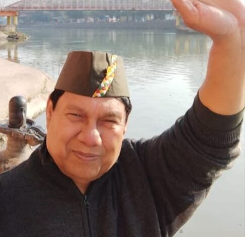 राज्य आंदोलनकारियों को सड़क छाप बताने के लिए महेंद्र भट्ट माफी मांगे : धीरेंद्र प्रताप राज्य आंदोलनकारियों को सड़क छाप बताने के लिए महेंद्र भट्ट माफी मांगे : धीरेंद्र प्रताप