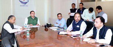 लंबित समस्याओं के समाधान में तेजी लाने के निर्देश