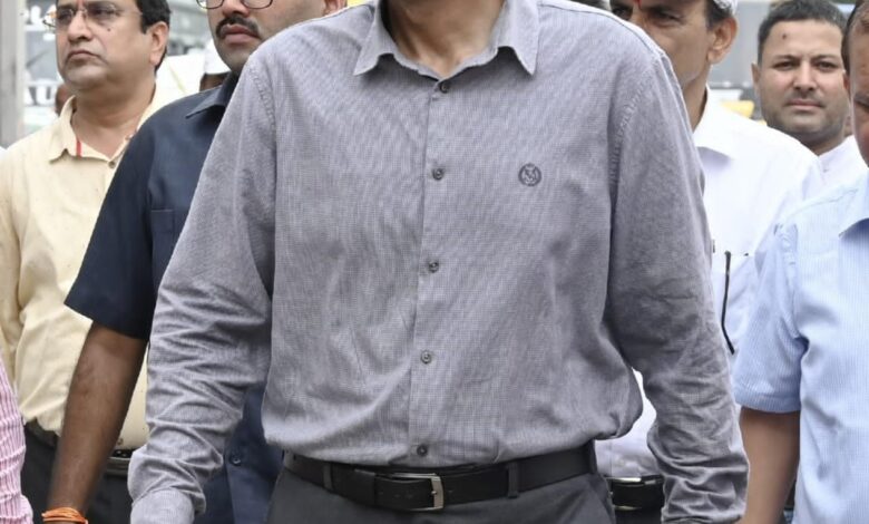 जनमानस, महिला, बुजुर्ग,बच्चों को नहीं रहने दे सकते जलमग्न;किसी भी हालत में ऋषिकेश शहर के जलभराव का करना ही है समाधान: डीएम जनमानस, महिला, बुजुर्ग,बच्चों को नहीं रहने दे सकते जलमग्न;किसी भी हालत में ऋषिकेश शहर के जलभराव का करना ही है समाधान: डीएम