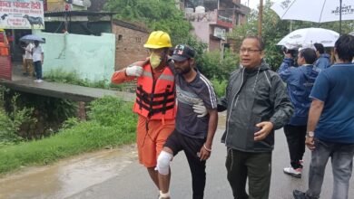 बरसात में आपदा से निपटने के लिए देहरादून प्रशासन ने कसी कमर
