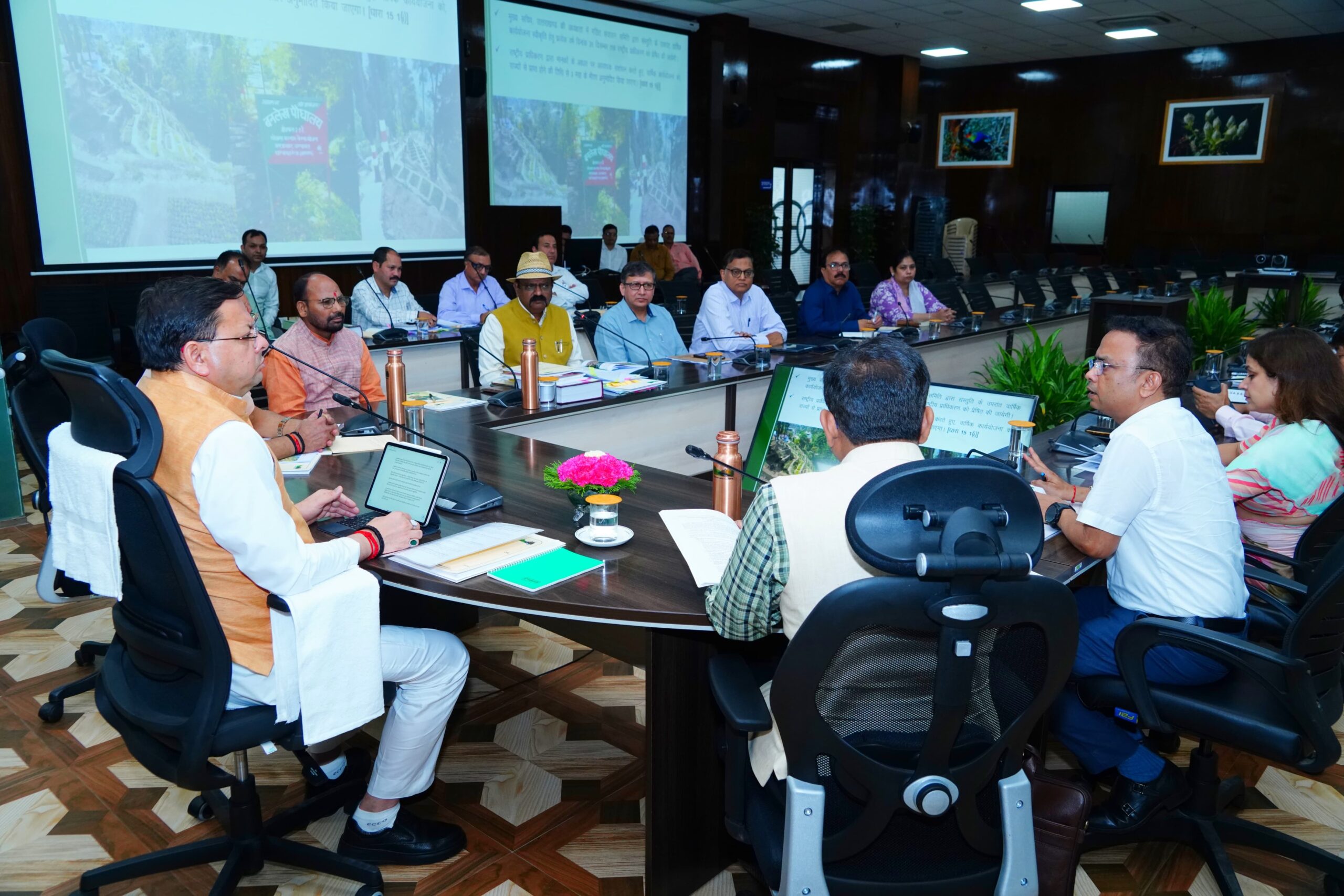 मुख्यमंत्री पुष्कर सिंह धामी की अध्यक्षता में कैंपा शासी निकाय की बैठक समाप्त