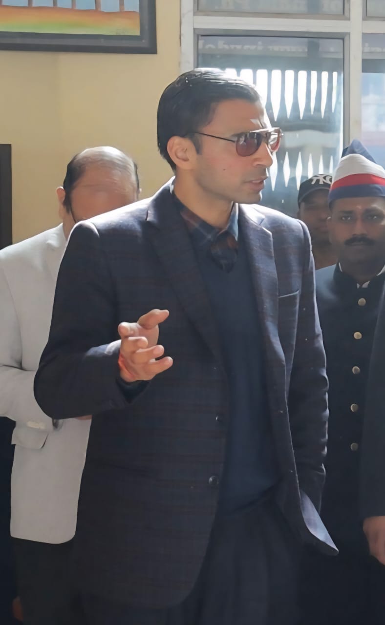 पार्किंग सुविधा बढ़ी, मरीजों और तीमारदारों को मिलेगा फायदा; बीमा कवर व तकनीकी ऑपरेटर तैनात