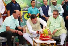 हरेला पर्व पर राज्यव्यापी पौधारोपण कार्यक्रम में मुख्यमंत्री ने रोपा रुद्राक्ष का पौधा