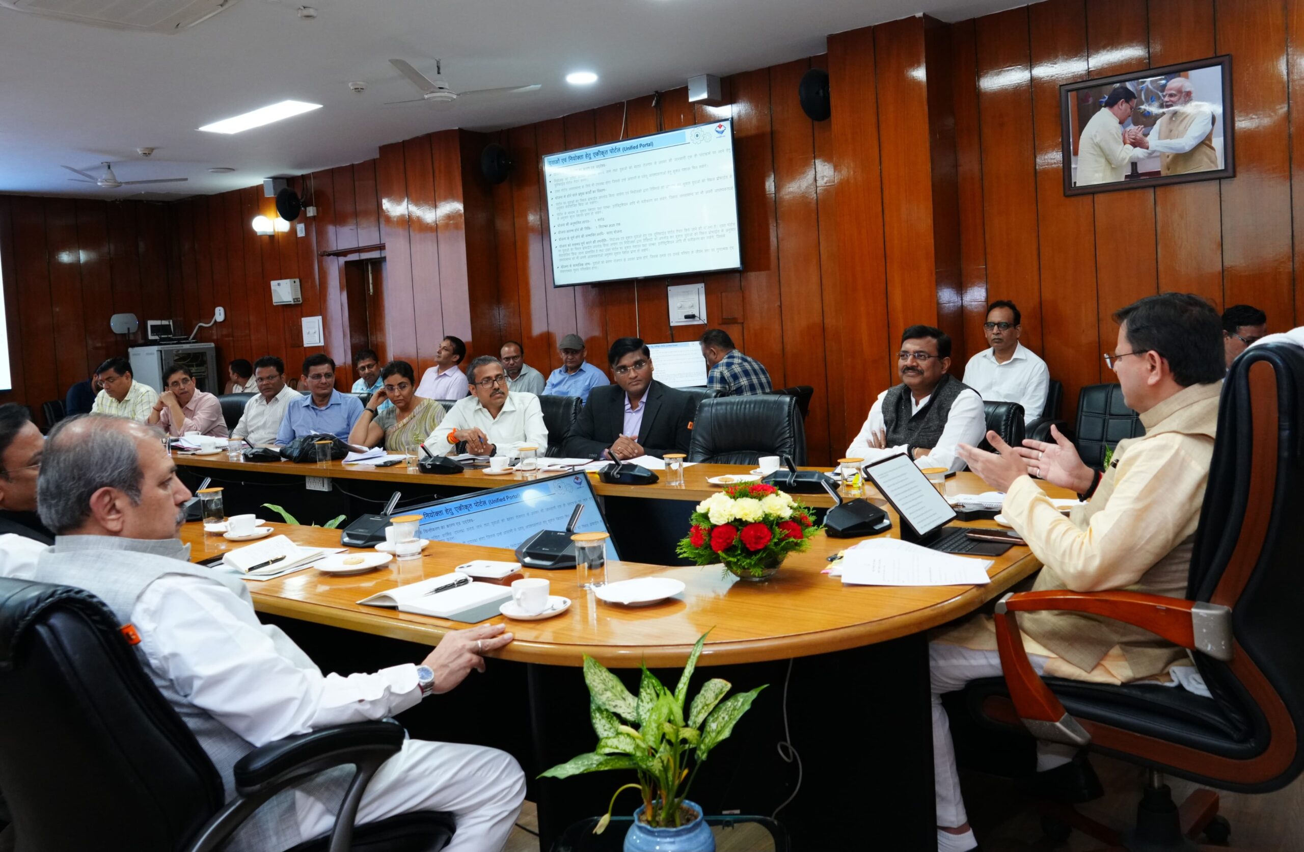 मुख्यमंत्री के निर्देश, युवाओं को कौशल विकास और रोजगार से जोड़ने के लिए विभागीय सचिव समन्वय के साथ करें कार्य