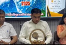 तेजतर्रार कार्यशैली के लिए डीएम सविन बंसल को मिला ‘लोकरत्न हिमालय सम्मान’