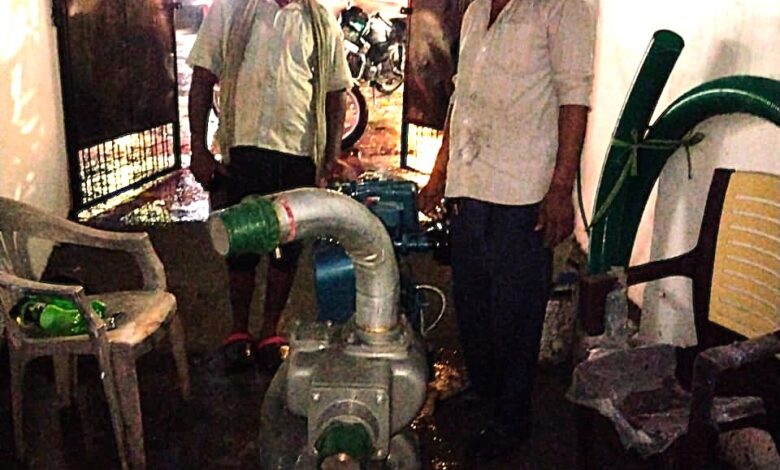 डीएम के निर्देश, जलजमाव क्षेत्रों में क्यूआरटी की रेगुलर गस्त, समस्या पर त्वरित रिस्पांस व निस्तारण जारी