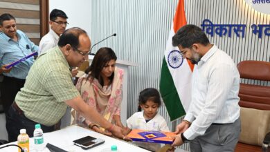 पर्यावरण संरक्षण में सकारात्मक परिवर्तन की पहल, ईको फ्रेंडली सीड राखियां- सीडीओ