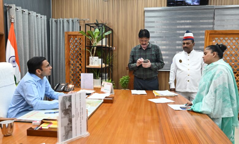 सीएम के प्रताप से जिला प्रशासन की जनहित में निर्णय श्रृखंला, धमाकेदार एक्शन जारी सीएम के प्रताप से जिला प्रशासन की जनहित में निर्णय श्रृखंला, धमाकेदार एक्शन जारी