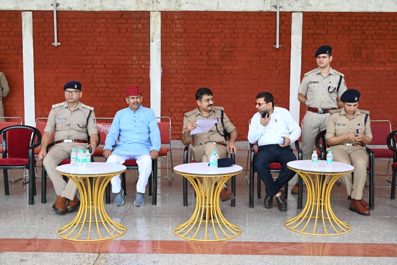 स्वतंत्रता दिवस के आयोजन की तैयारियों में जुटा जिला प्रशासन