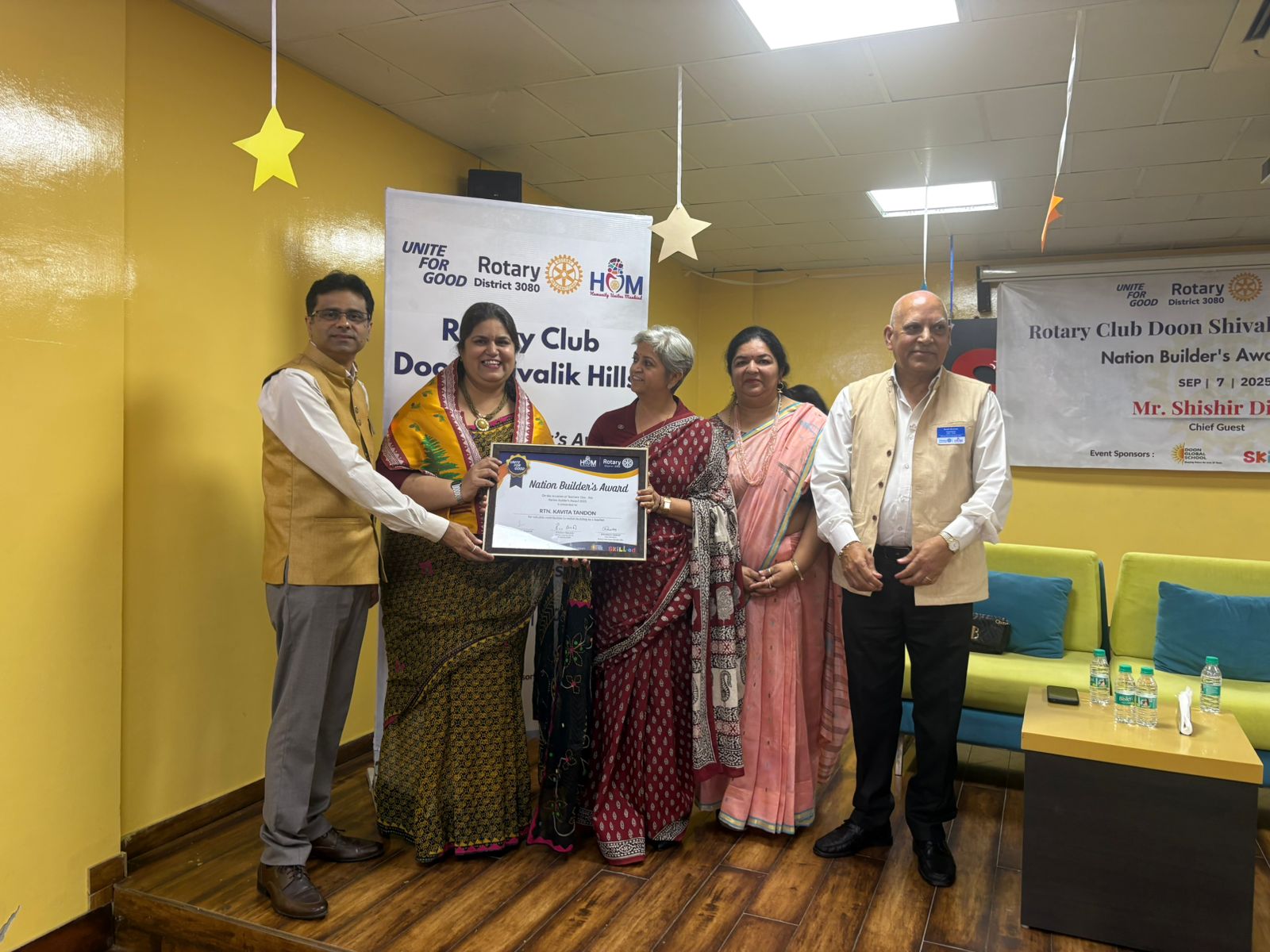 रोटरी क्लब डून शिवालिक हिल्स ने 21 शिक्षाविदों को सम्मानित किया