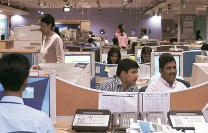 सरकारी कर्मचारियों को 8वें वेतन आयोग से बड़ी सौगात, 2026 से मिलेगा बकाया, 2028 तक लागू होगी नई वेतन व्यवस्था