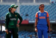 IND-W vs PAK-W Live: पाकिस्तान ने टॉस जीता, भारत की ओपनिंग जोड़ी मैदान पर — देखें दोनों टीमों की पूरी सूची