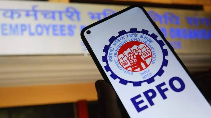 EPFO ने बदले PF के नियम, अब बिना झंझट के निकाल सकेंगे पैसा — जानें पूरी प्रक्रिया EPFO ने बदले PF के नियम, अब बिना झंझट के निकाल सकेंगे पैसा — जानें पूरी प्रक्रिया