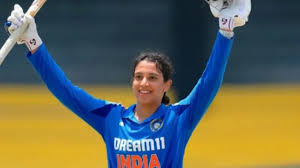 महिला क्रिकेट में नया कीर्तिमान: स्मृति मंधाना बनीं 10,000 रन बनाने वाली दूसरी भारतीय खिलाड़ी