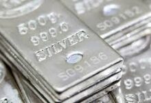 सर्राफा बाजार में हड़कंप: चांदी के भाव ₹21,000 गिरे, रिकॉर्ड स्तर के बाद आई तेज गिरावट