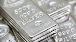 सर्राफा बाजार में हड़कंप: चांदी के भाव ₹21,000 गिरे, रिकॉर्ड स्तर के बाद आई तेज गिरावट