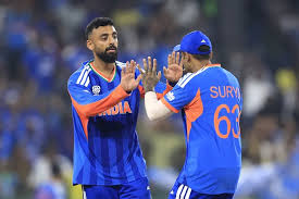 टी20 वर्ल्ड कप 2026: लगातार जीत से चमकी टीम इंडिया, ग्रुप स्टेज में क्लीन स्वीप कर सुपर-8 में बनाई मजबूत जगह टी20 वर्ल्ड कप 2026: लगातार जीत से चमकी टीम इंडिया, ग्रुप स्टेज में क्लीन स्वीप कर सुपर-8 में बनाई मजबूत जगह