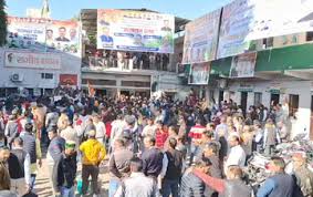 उत्तराखंड में सियासी गरमाहट तेज: कांग्रेस का राजभवन घेराव, जनहित के मुद्दों पर सरकार को घेरने के लिए राजधानी में जुटे कार्यकर्ता