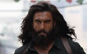 खून-खराबे से भरपूर ‘धुरंधर 2’ पर चली कैंची: 21 कट के बाद ही मिली रिलीज की मंजूरी