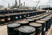 युद्ध का असर वैश्विक बाजार पर: कच्चा तेल 5 के पार, महंगे ईंधन की आशंका तेज