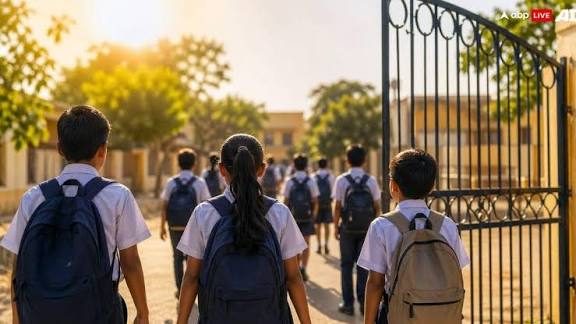 हीटवेव अलर्ट के बीच बड़ा फैसला: देहरादून में 27 अप्रैल को स्कूल और आंगनबाड़ी केंद्र रहेंगे बंद, बच्चों की सुरक्षा प्राथमिकता