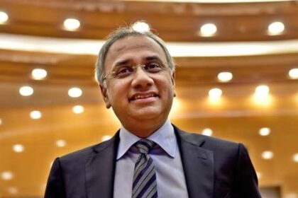 Infosys के CEO को मिला करोड़ों का पैकेज, स्टॉक ऑप्शंस बने कमाई का सबसे बड़ा स्रोत