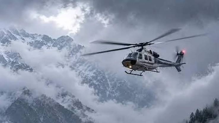 ज्योतिर्मठ हेलिकॉप्टर दुर्घटना: शनिवार को उत्तराखंड पहुंचेगी AAIB-DGCA की टीम, हादसे की होगी जांच